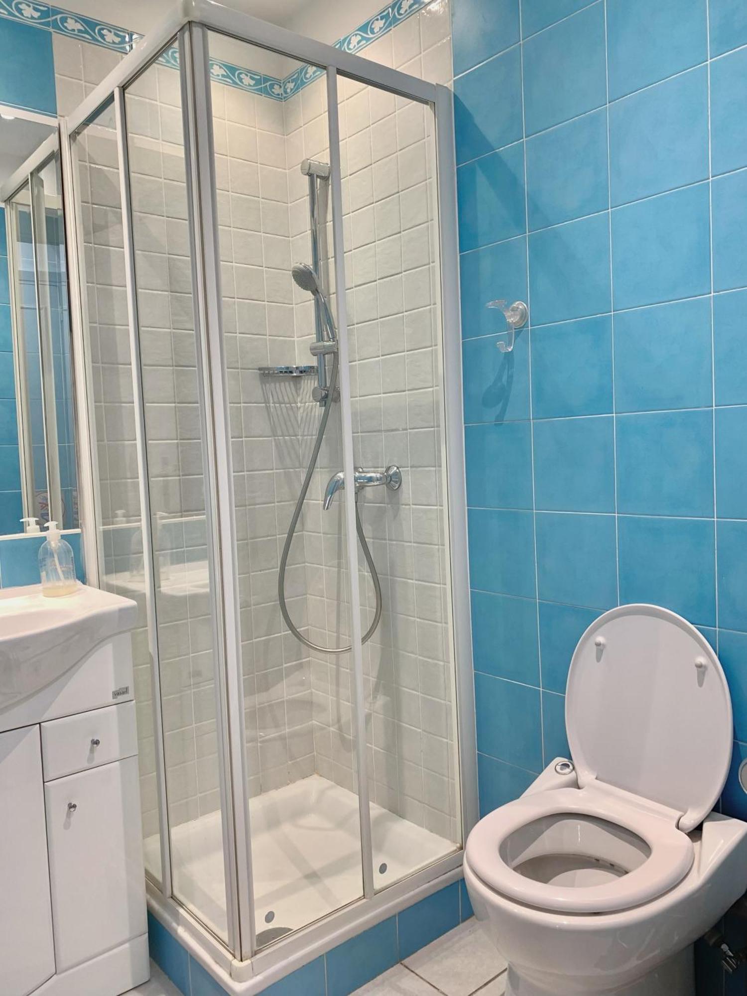 Appartement Front De Mer, 80m2 *